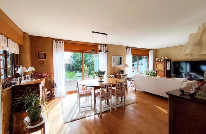 Maison à vendre unique - 184 m² -  Mézières sur Seine — photo 4