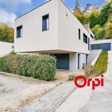 Appartement 4 pièces 680000 €