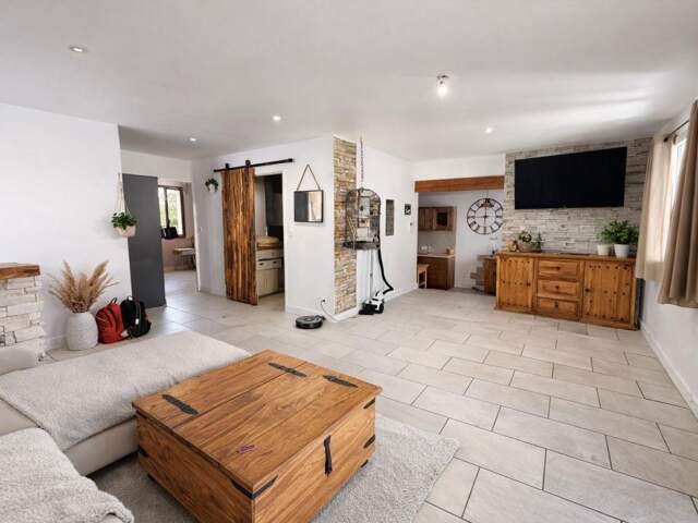 Maison À Vendre — photo du bien