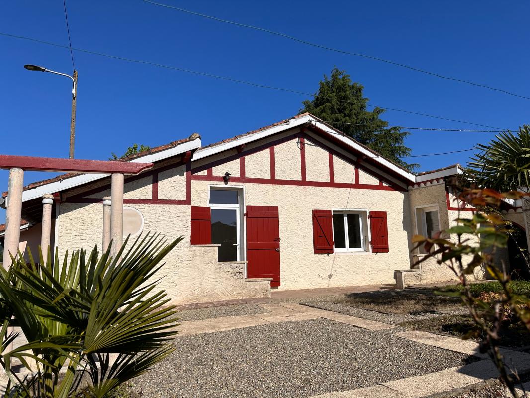 Villa / Maison  T2 à louer Barcelonne-du-Gers 32720