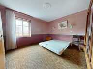 YUTZ – Maison de ville à fort potentiel : 167m² habitables, 461m² de terrain & 3 Garages — photo 4