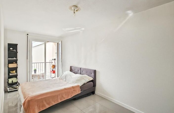 À Vendre - Appartement avec 2 Balcons et Stationnement- Bagatelle — photo 4