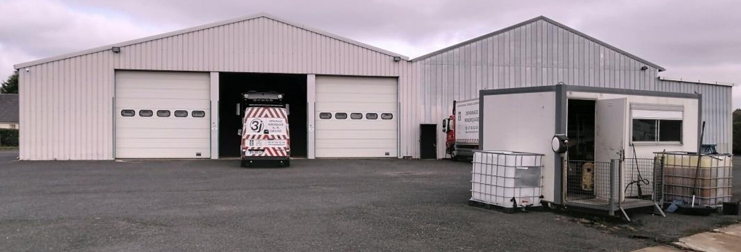 Local industriel  1280 m² à vendre à Monnaie (37380)