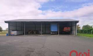 Local industriel  1280 m² à vendre à Monnaie (37380)