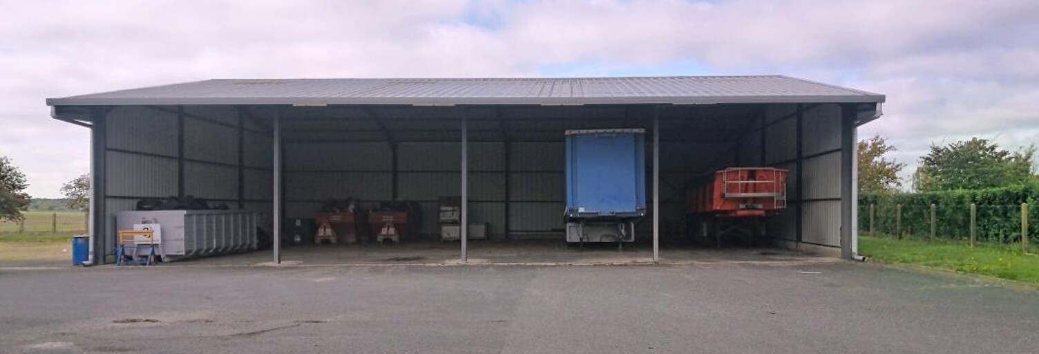 Local industriel  1280 m² à vendre à Monnaie (37380)