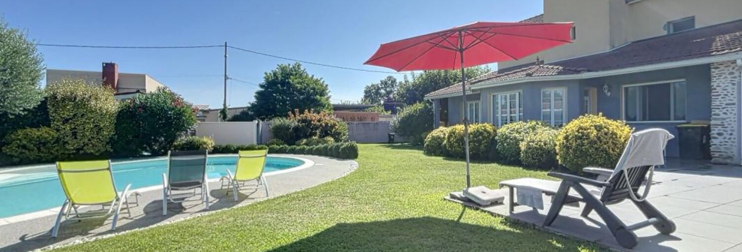 Maison 7 Pièces 250 m² à vendre à Cazères (31220)