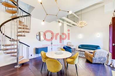 Appartement 3 pièces 1385 €