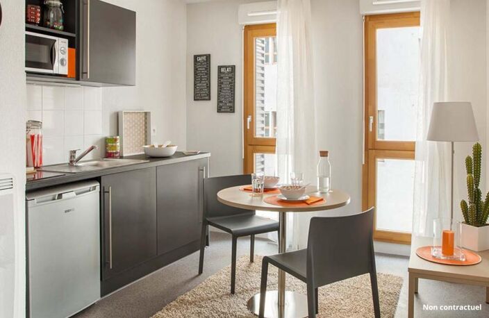 RENNES - T1Bis DUPLEX -  36.61 m2 (42,37m2 au sol) - ATTIQUE - 1 Place de Parking — photo 5
