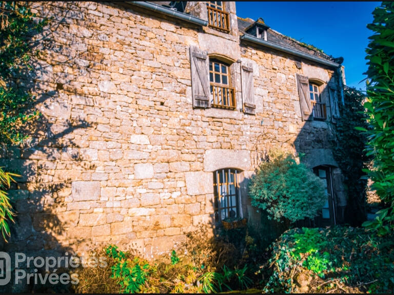 Maison de caractère plein bourg — photo 1