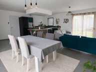 Contemporaine 2024  Plain-pied 140 m²  Prestations modernes à Dierre — photo 2