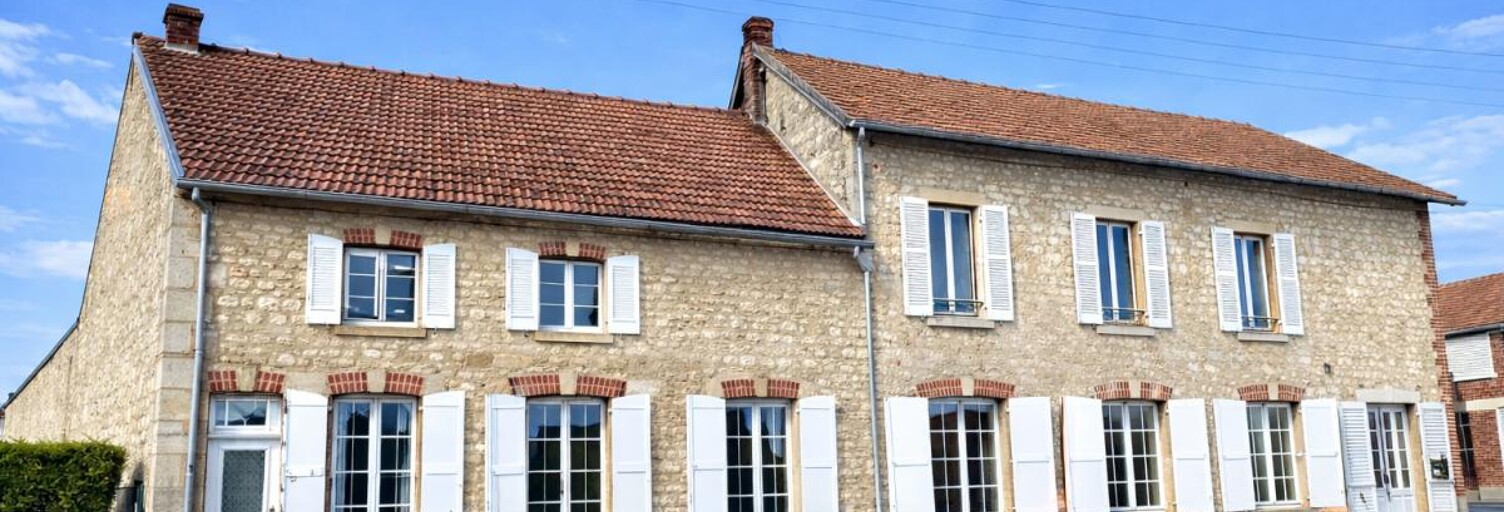 Immeuble  240 m² à vendre à Crépy-en-Valois (60800)