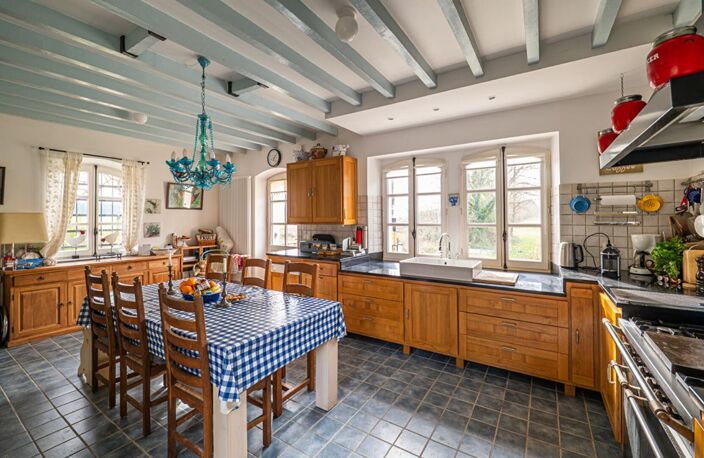 Maison Montval Sur Loir 5 pièce(s) 148 m2 - 3  chambres - — photo 2