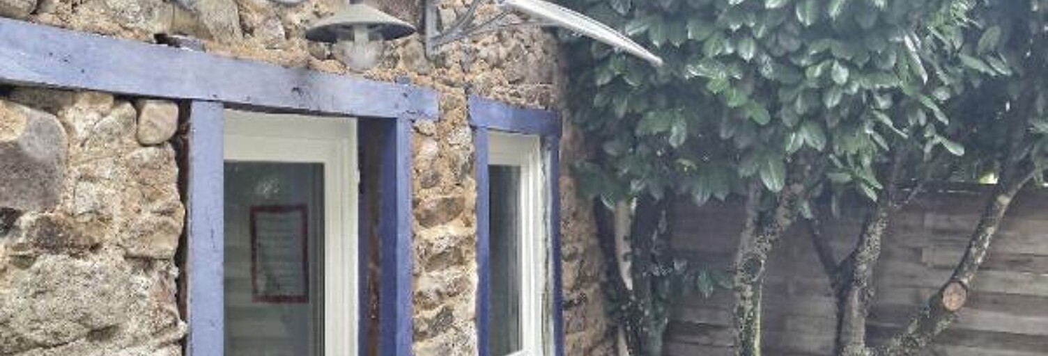 Maison 10 Pièces 300 m² à vendre à Beauzac (43590)