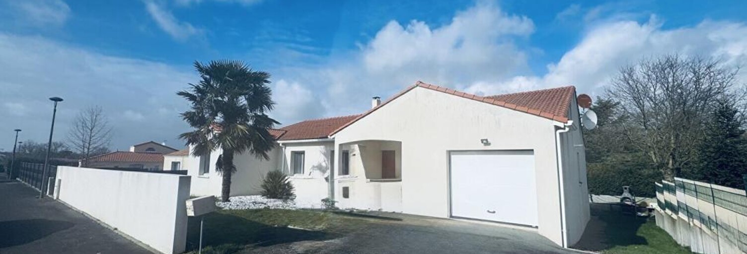 Maison 8 Pièces 198 m² à vendre à Mortagne-sur-Sèvre (85290)