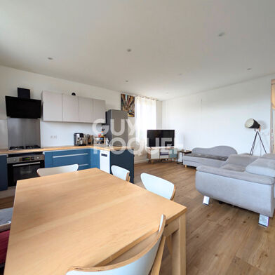 Appartement 4 pièces 255000 €