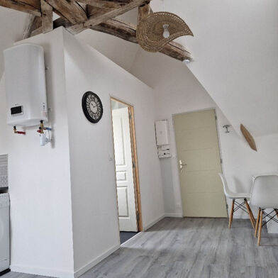 Appartement 1 pièces 350 €