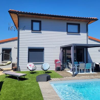 Maison 5 pièces 280000 €