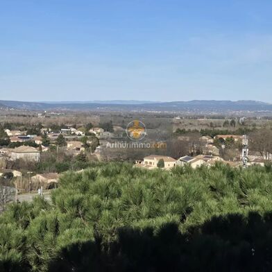 Appartement 4 pièces 117000 €