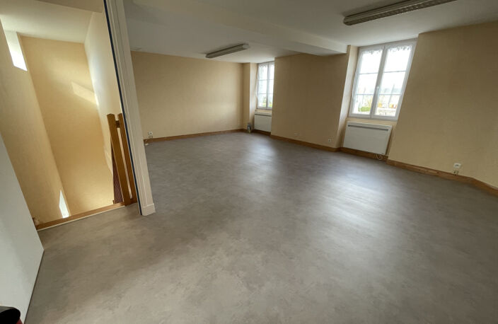 Local professionnel à Baule 70 m2 — photo 3
