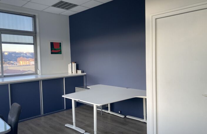 Location commerce  22 m² à Lyon 9 (69009) — photo 2