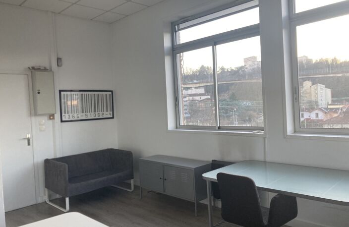 Location commerce  22 m² à Lyon 9 (69009) — photo 3