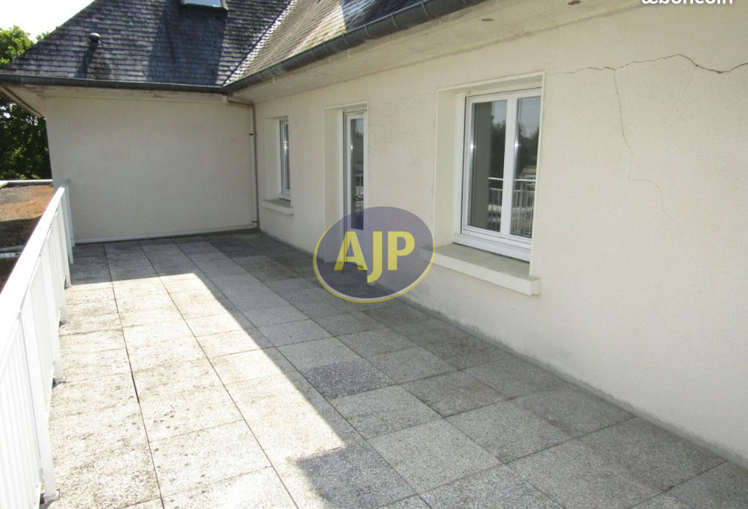 PIPRIAC, appartement T4,  73m², locataire en place — photo 1