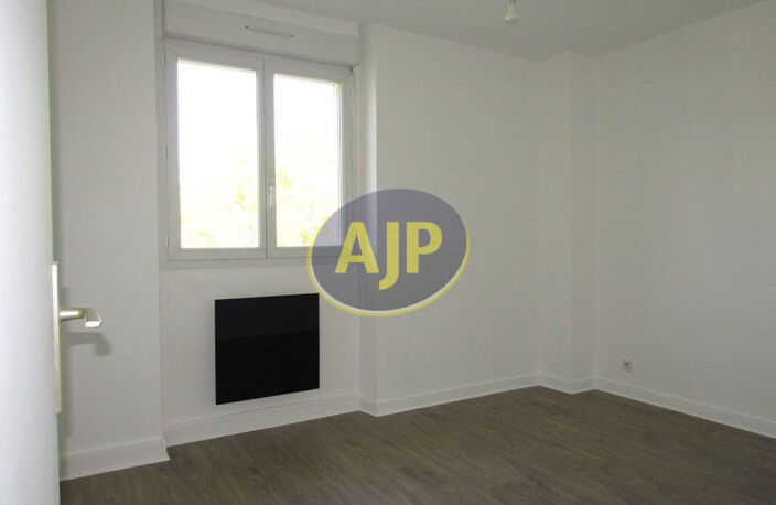 PIPRIAC, appartement T4,  73m², locataire en place — photo 5