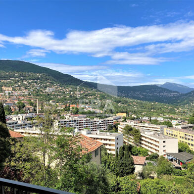 Appartement 4 pièces 1299 €