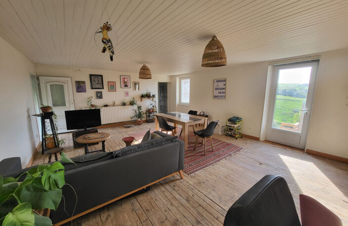 15 Km CONQUES- BEAU CORPS DE FERME -140 m2-1,6 Ha- — photo 4