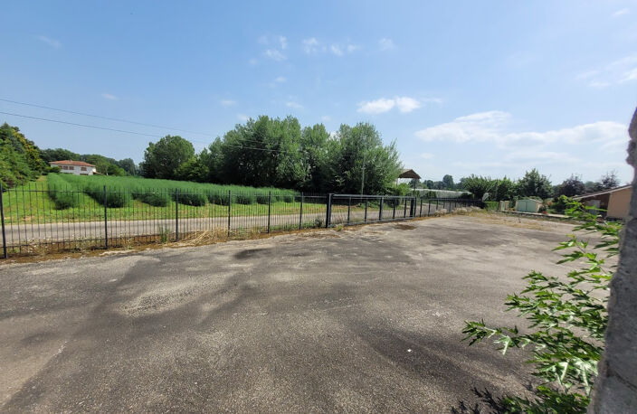 Local d'activité proche d'ALBIAS 1112 m2 — photo 3
