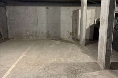 Garage  24000 €