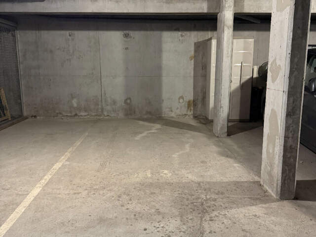 Parking Les Sables D Olonne — photo du bien