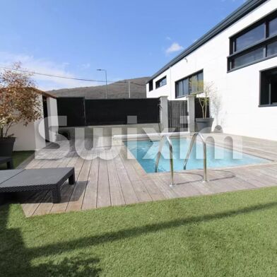 Maison 8 pièces 1470000 €