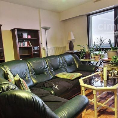 Appartement 3 pièces 74900 €