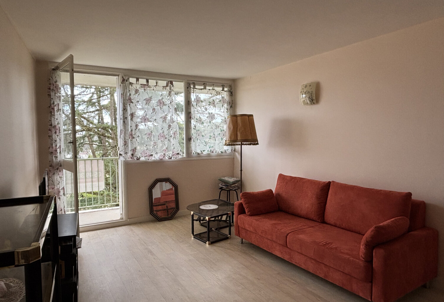 APPARTEMENT T4 - PROCHE RICM — photo 1