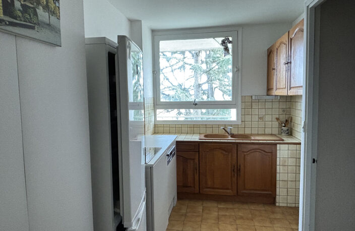 APPARTEMENT T4 - PROCHE RICM — photo 4
