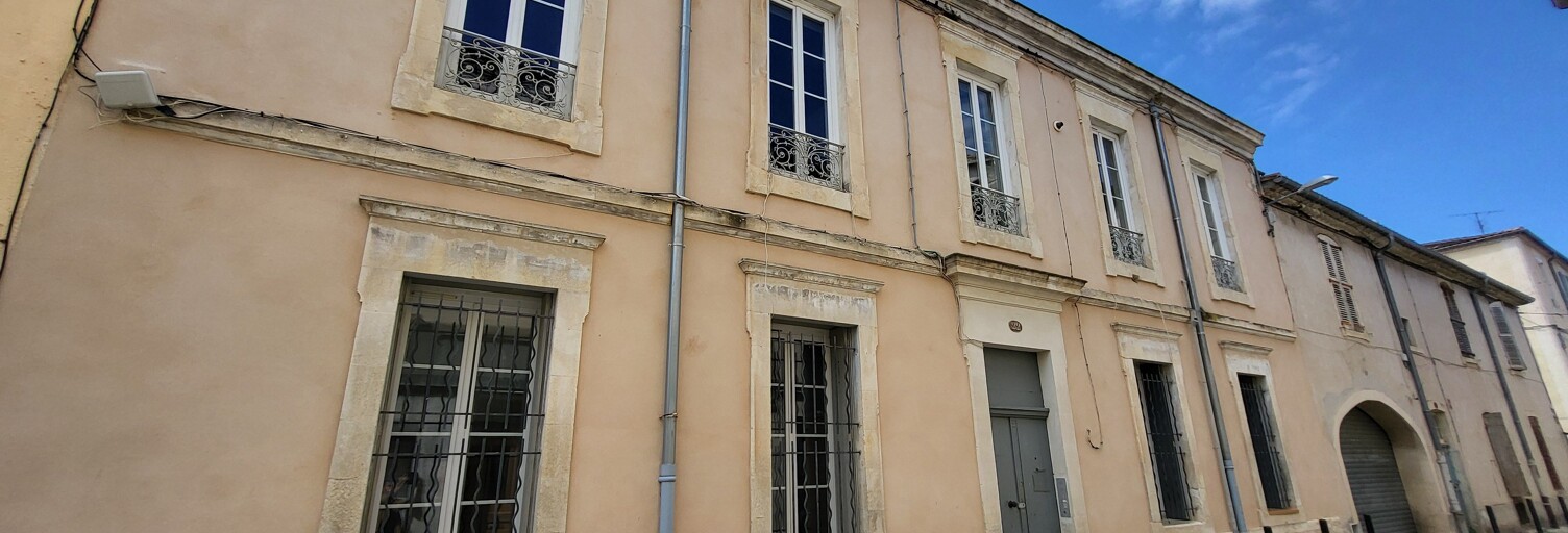 Immeuble  360 m² à vendre à Nîmes (30000)