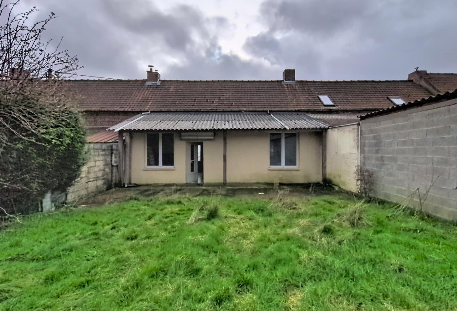 Maison de ville avec deux chambres et jardin — photo 1