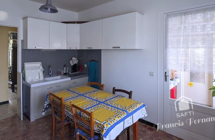 Une maison où le calme devient un art de vivre au coeur des vignes. — photo 3