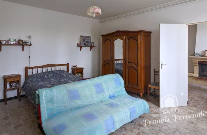 Une maison où le calme devient un art de vivre au coeur des vignes. — photo 5