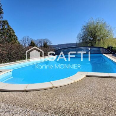 Maison 7 pièces 350000 €