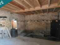 Maison en pierre de Bourgogne  210 m²  Fort potentiel  Environnement calme — photo 2