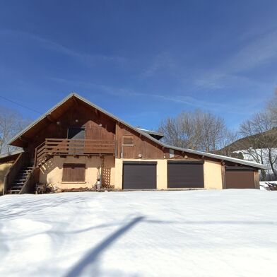 Maison 6 pièces 249000 €