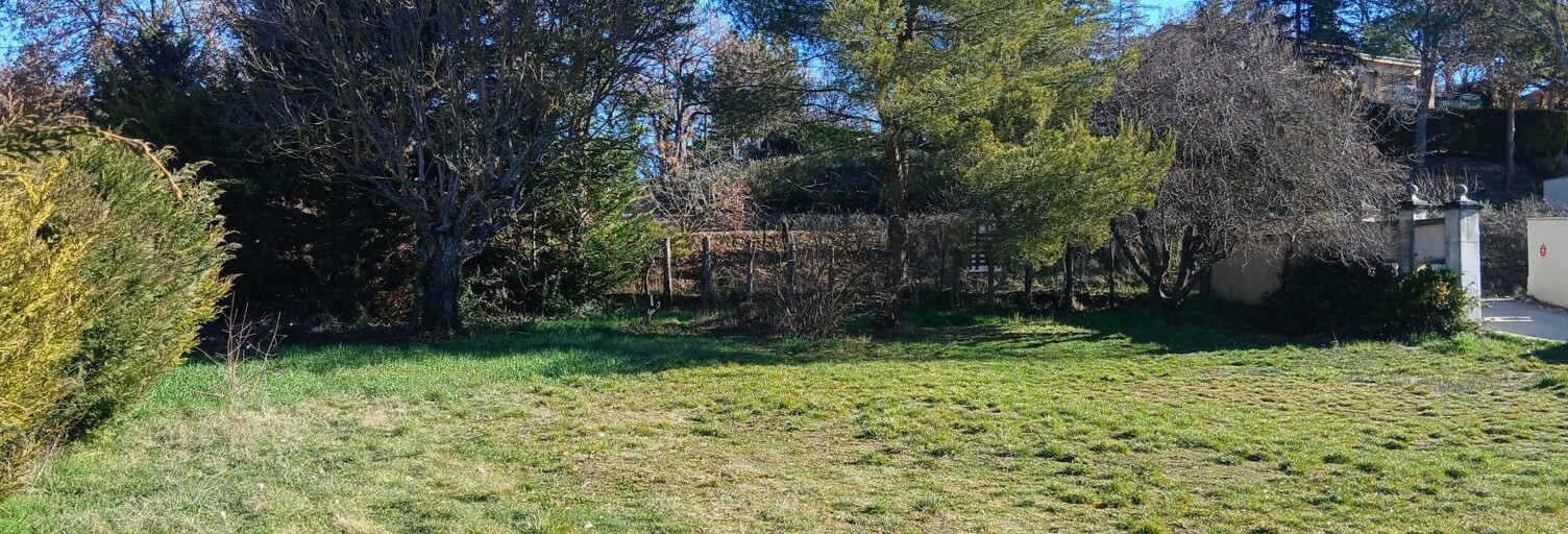 Terrain  755 m² à vendre à Montagnac-Montpezat (04500)