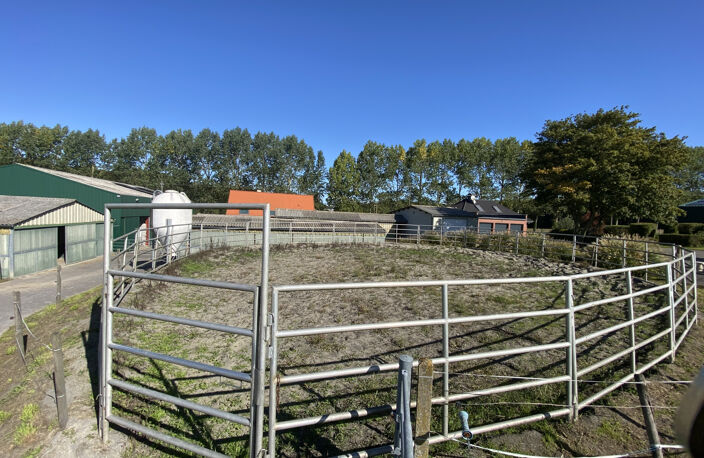 Centre équestre sur près de 6 hectares Secteur de Saint Pol — photo 2