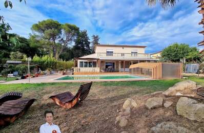 À VENDRE : MAISON FAMILIALE DE 8 PIÈCES (181 M2) À CAISSARGUES — photo du bien