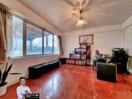 À VENDRE : MAISON FAMILIALE DE 8 PIÈCES (181 M2) À CAISSARGUES — photo 4