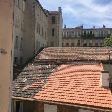 Appartement 3 pièces 740 €