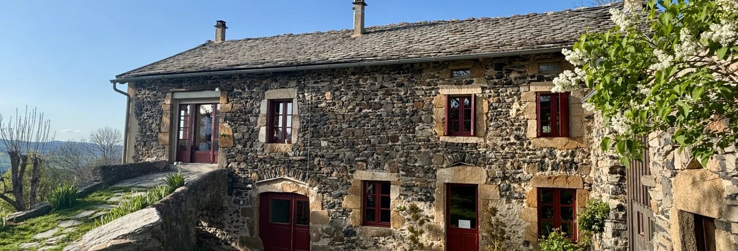 Maison 7 Pièces 270 m² à vendre à Beaux (43200)