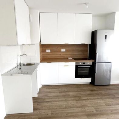 Appartement 2 pièces 990 €